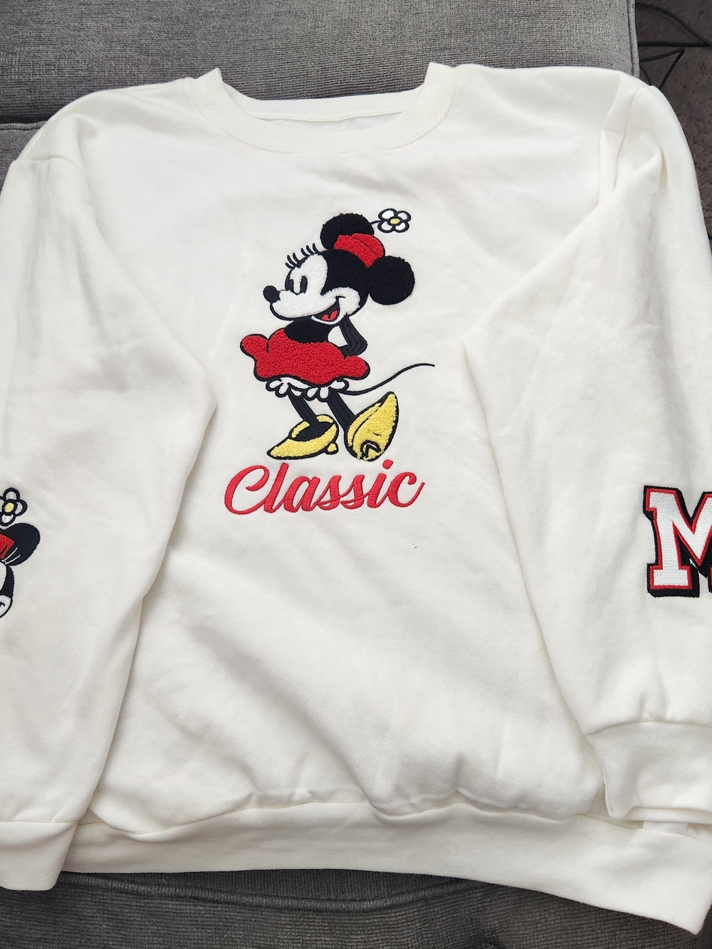 Disney White Crewneck Sweatshirt with Minnie Classic Graphic
